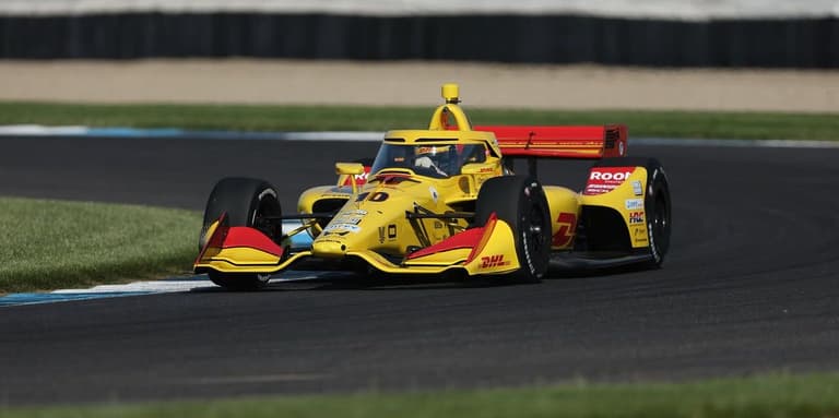 Alex Palou domina los entrenamientos del GP de Indianápolis
