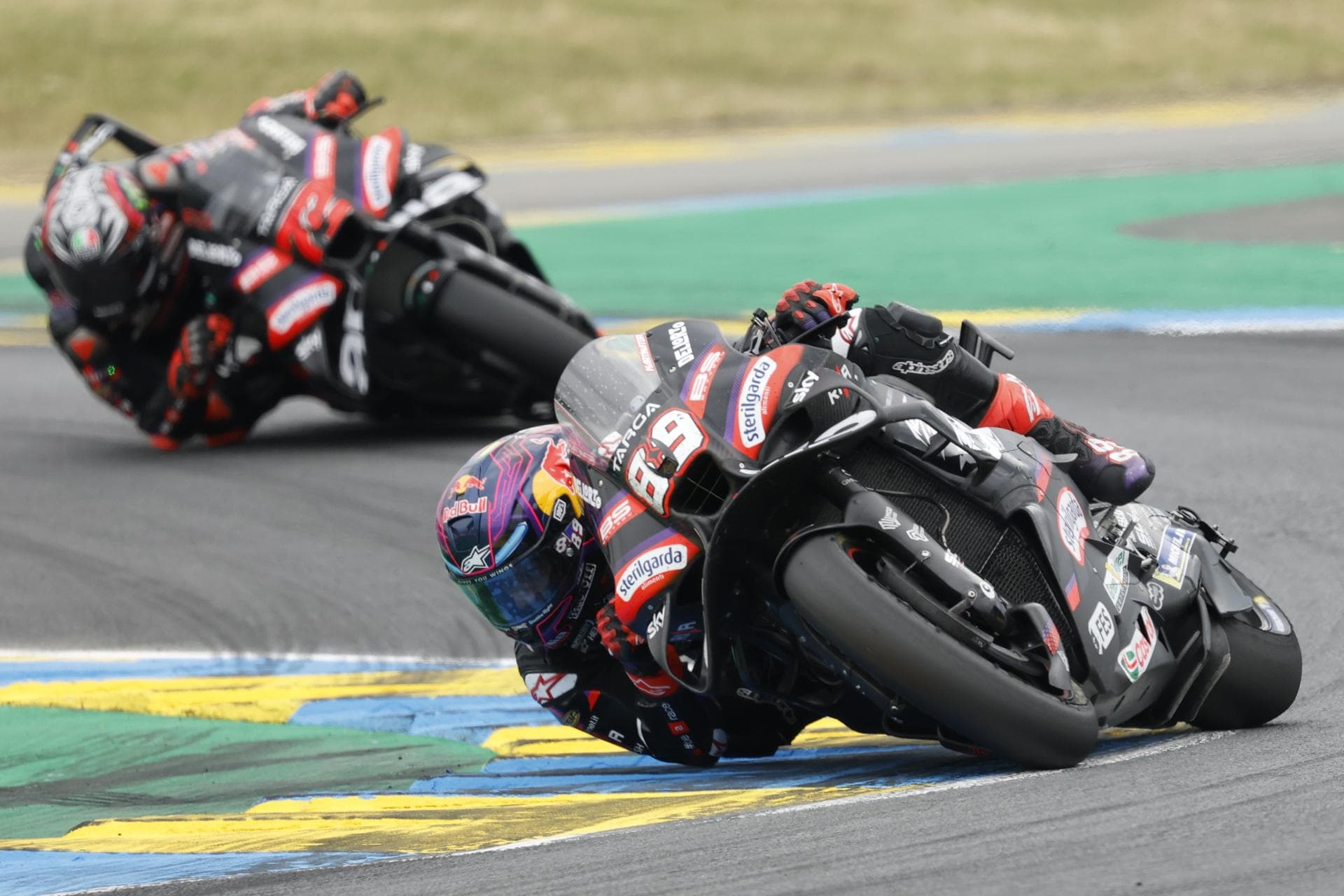 Martín firma una remontada y gana el GP de Francia de MotoGP