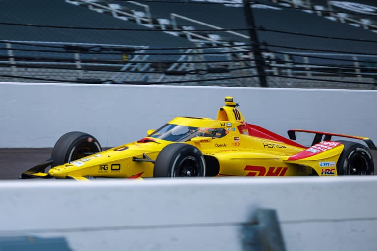 Álex Palou conquistó la pole para las 500 Millas de Indianápolis