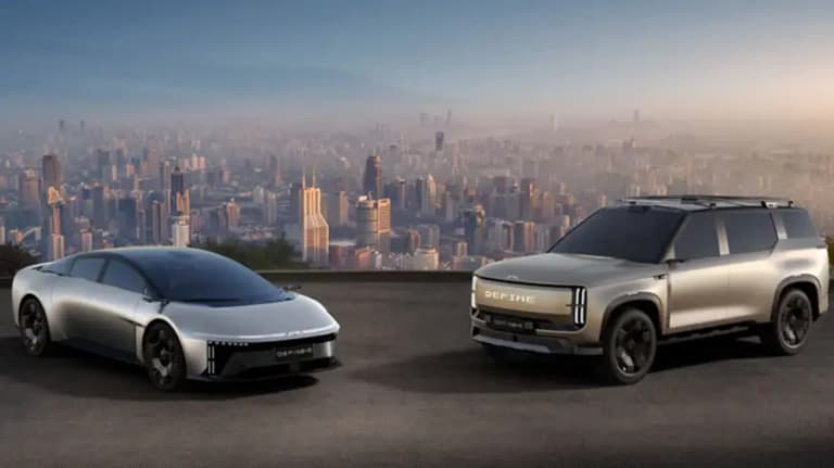 JAC Motors pone la potencia y Huawei el cerebro: Nace la línea inteligente DEFINE-S y DEFINE-X