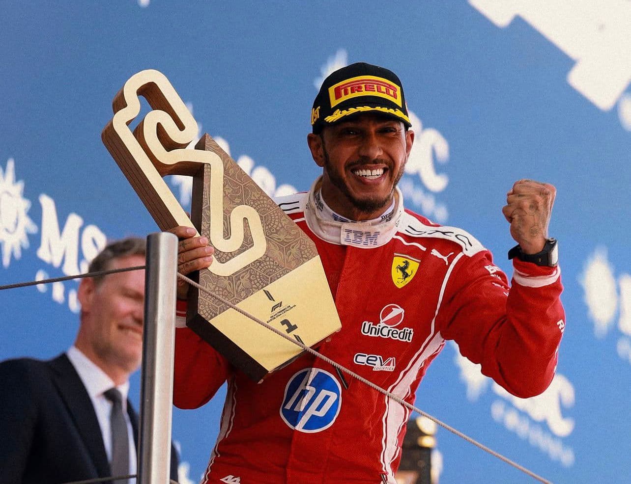 Hamilton conquista Barcelona y logra su primera victoria con Ferrari