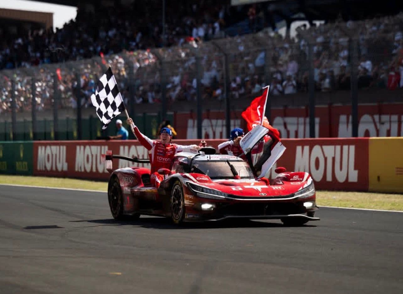 Toyota recupera el trono en las 24 Horas de Le Mans