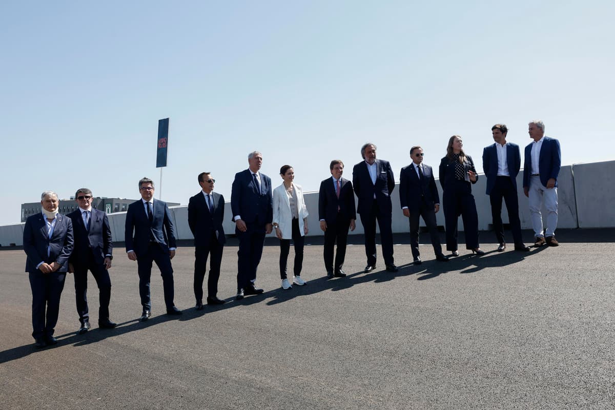 El Madring iza la bandera del Gran Premio de España
