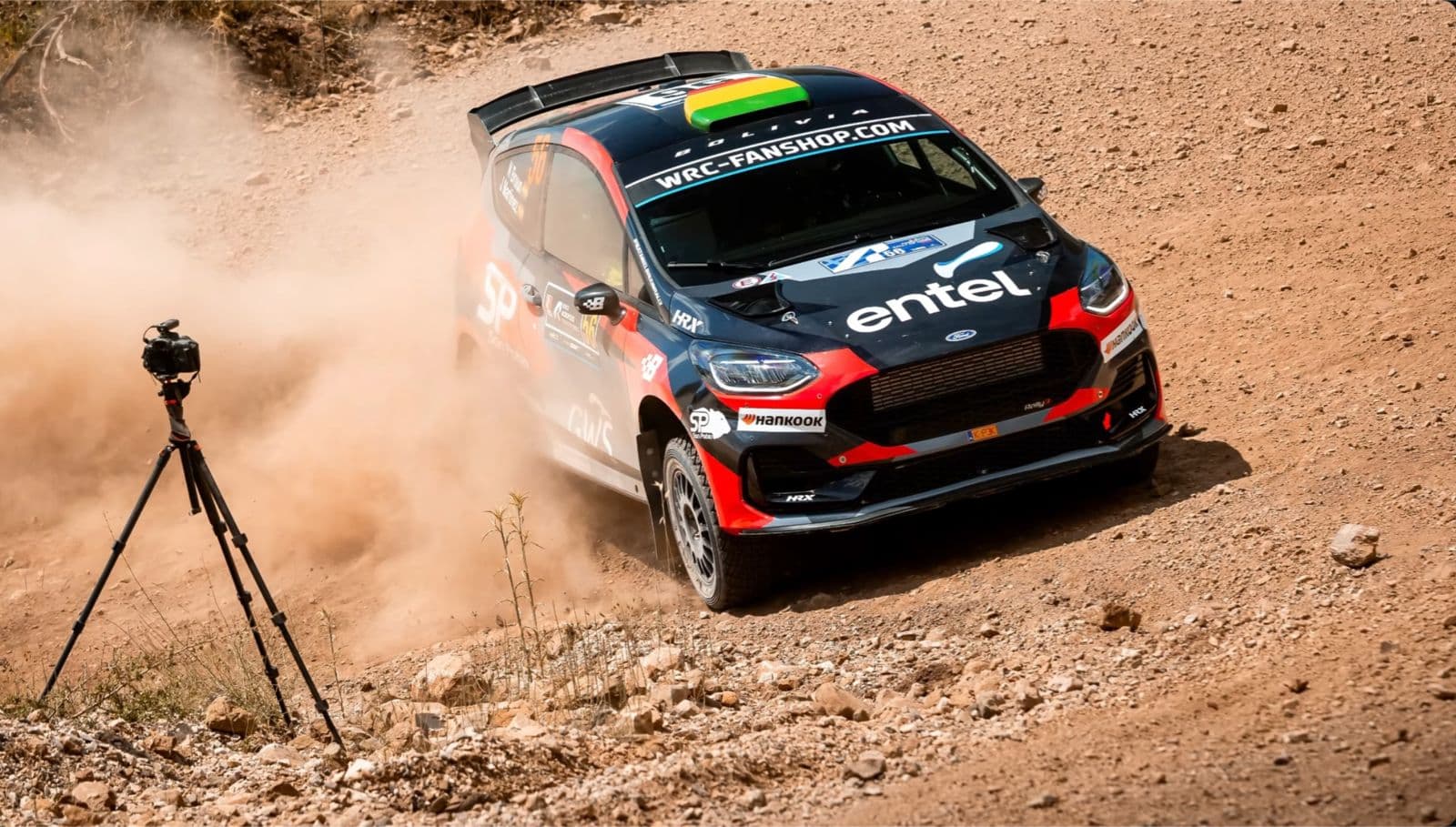 Bruun pierde el liderato del WRC3 tras una falla mecánica