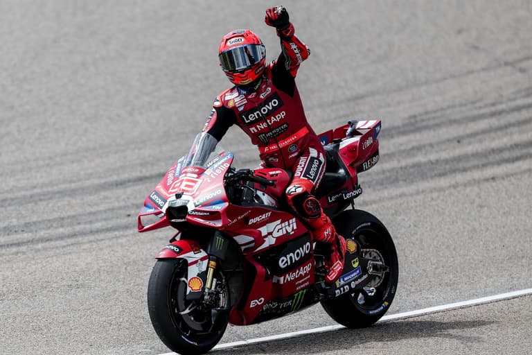 Marc Márquez se va de vacaciones a 18 puntos del liderato de MotoGP