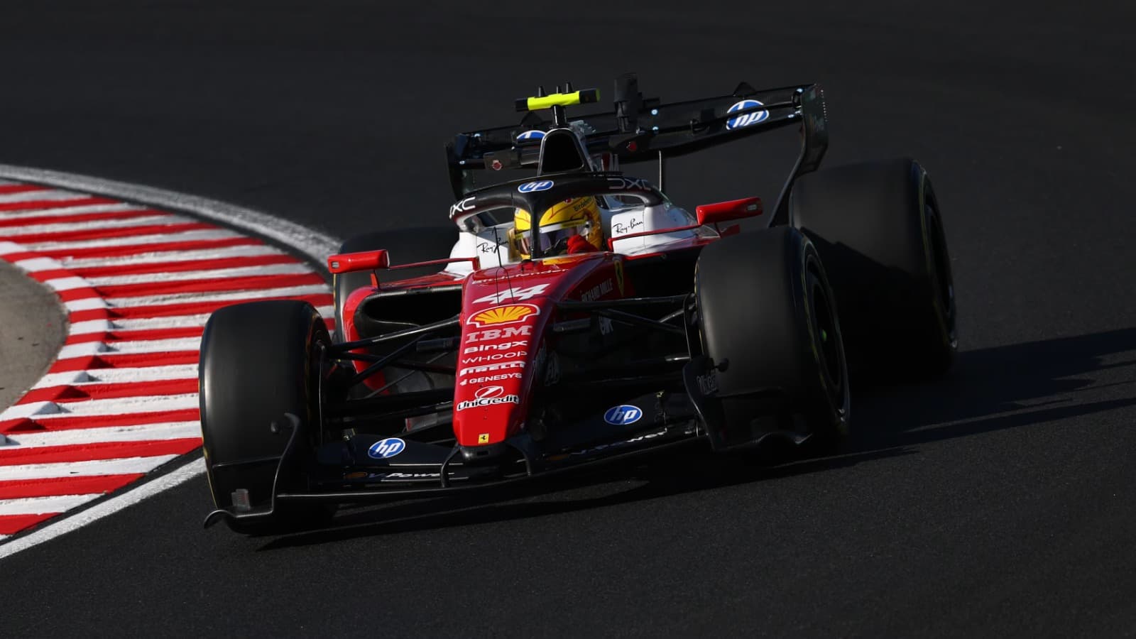 Los Ferrari dominan el segundo entrenamiento libre de Hungría