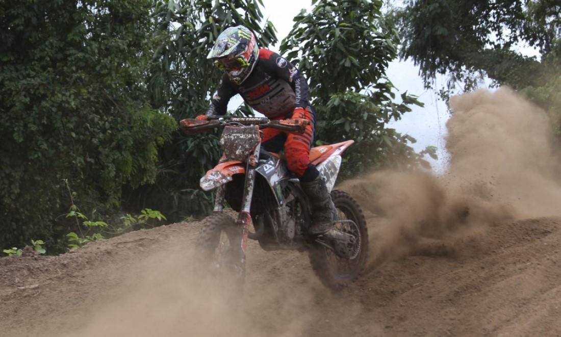 Marco Antezana se impuso en la primera fecha del nacional de motos