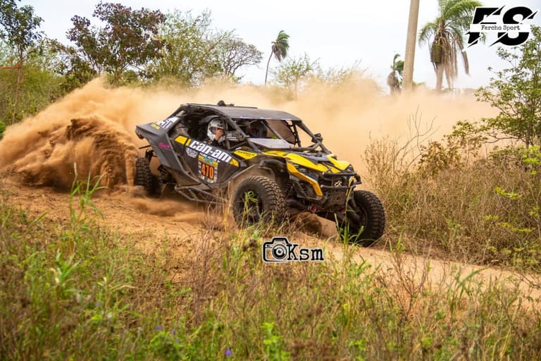 Luis Roca se impone en el Rally Paurito