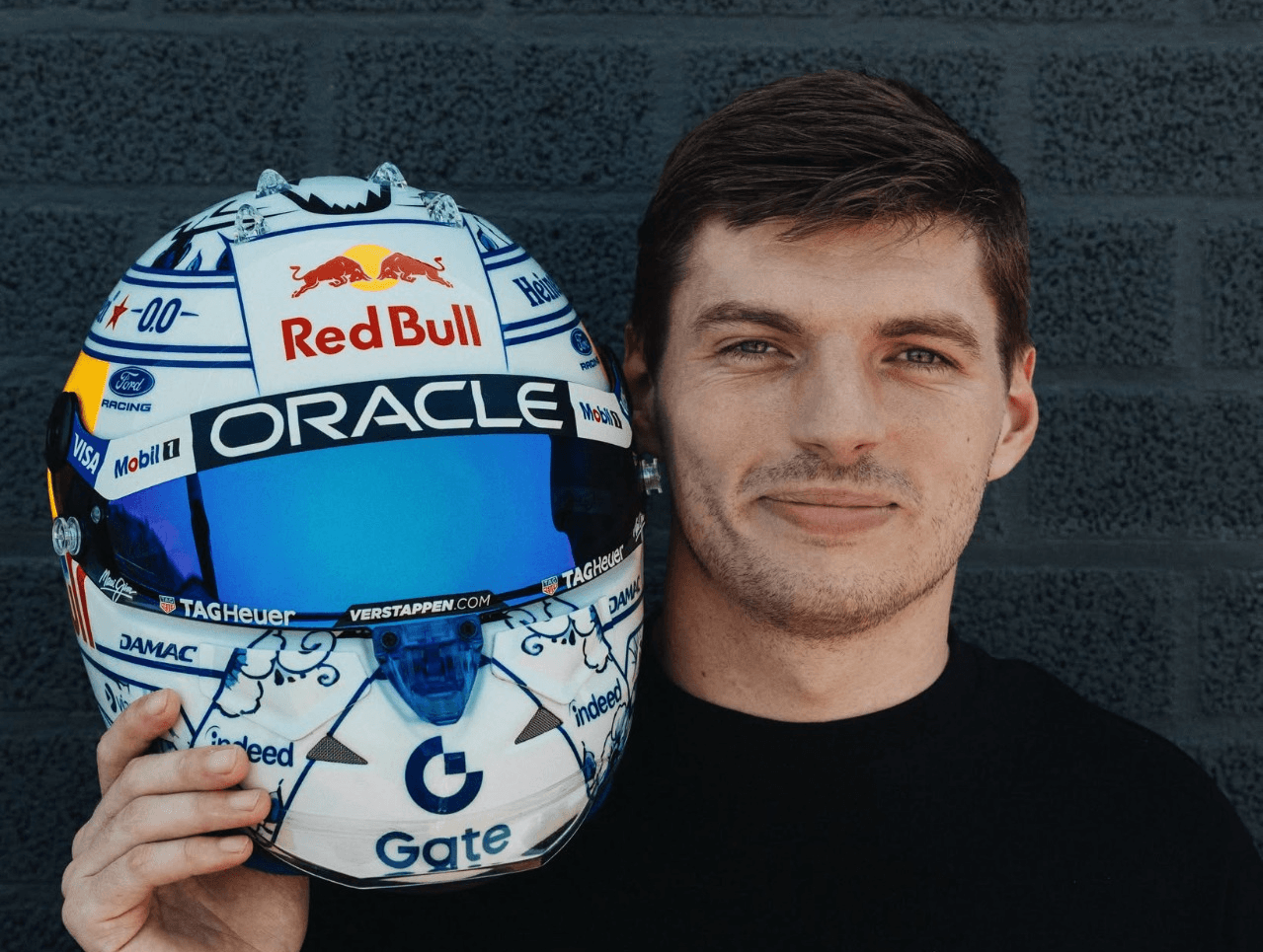 Verstappen presenta el casco que llevará en su última carrera en Zandvoort