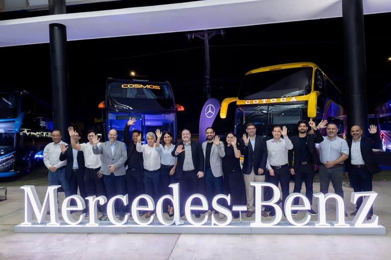 Mercedes-Benz y Astara Bolivia presentan el nuevo O500RSD 2445/30 en un año récord para la marca en venta de buses