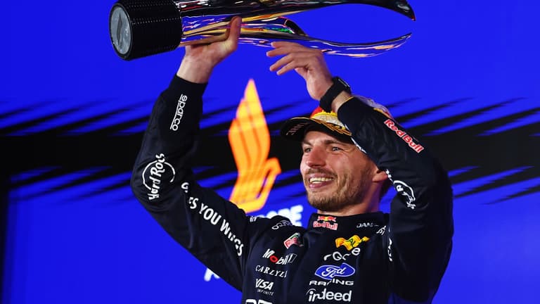 Verstappen brilla en la noche de Singapur y Antonelli ya roza el título