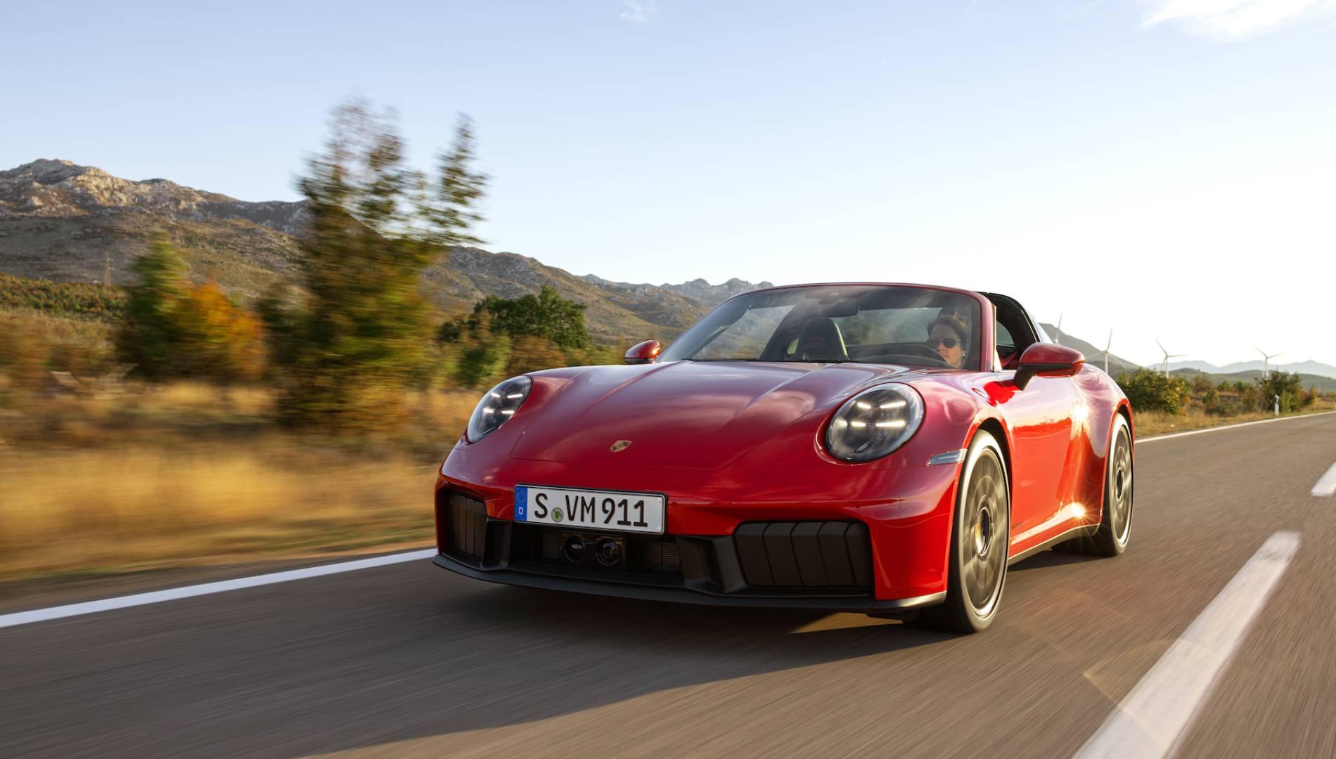 Porsche presenta el primer deportivo híbrido 911