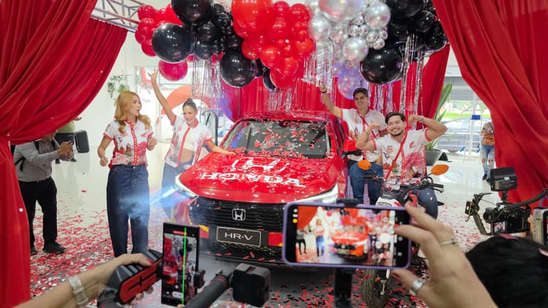 Identidad, tradición y movimiento: Honda presenta la casaca oficial del Carnaval Cruceño 2026