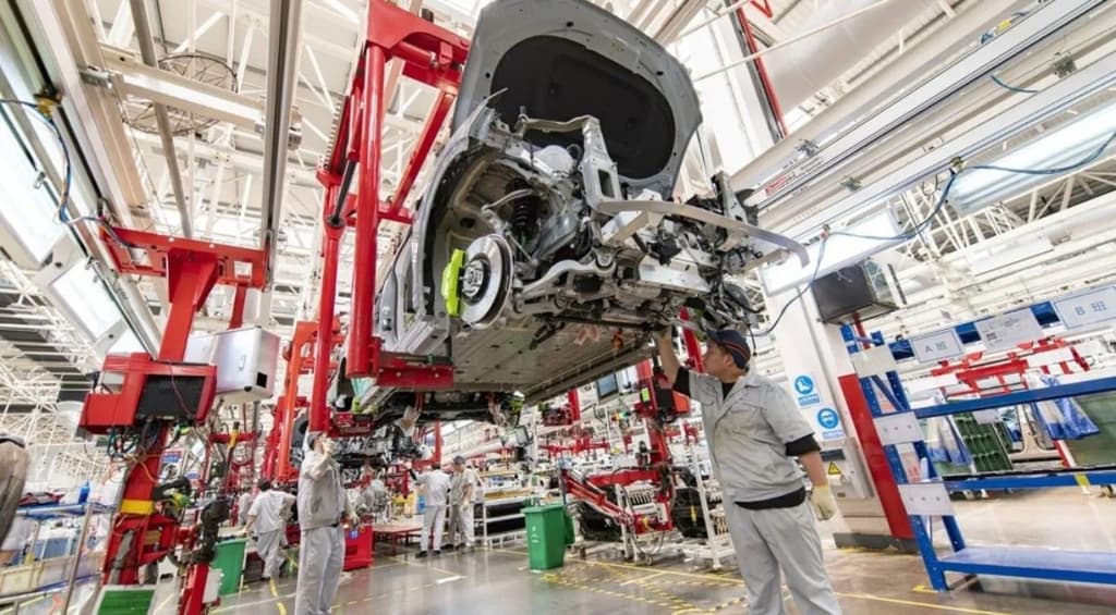 China prohíbe vender autos por debajo del costo para frenar la guerra de precios