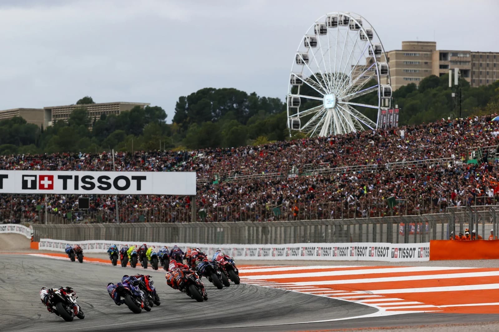 MotoGP contará con 22 grandes premios en la temporada 2026