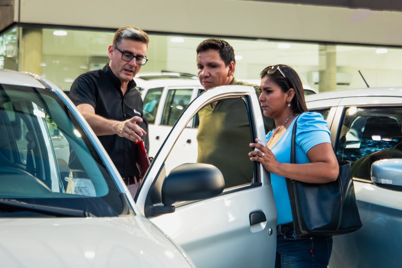 Claves para tomar una mejor decisión al elegir un vehículo o moto