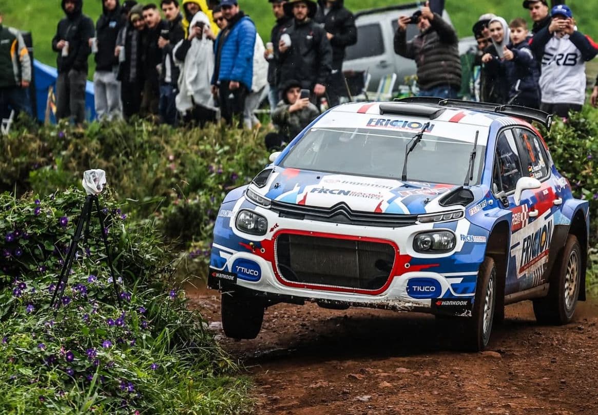 Bolivia acelera en Erechim en el arranque del Sudamericano de Rally