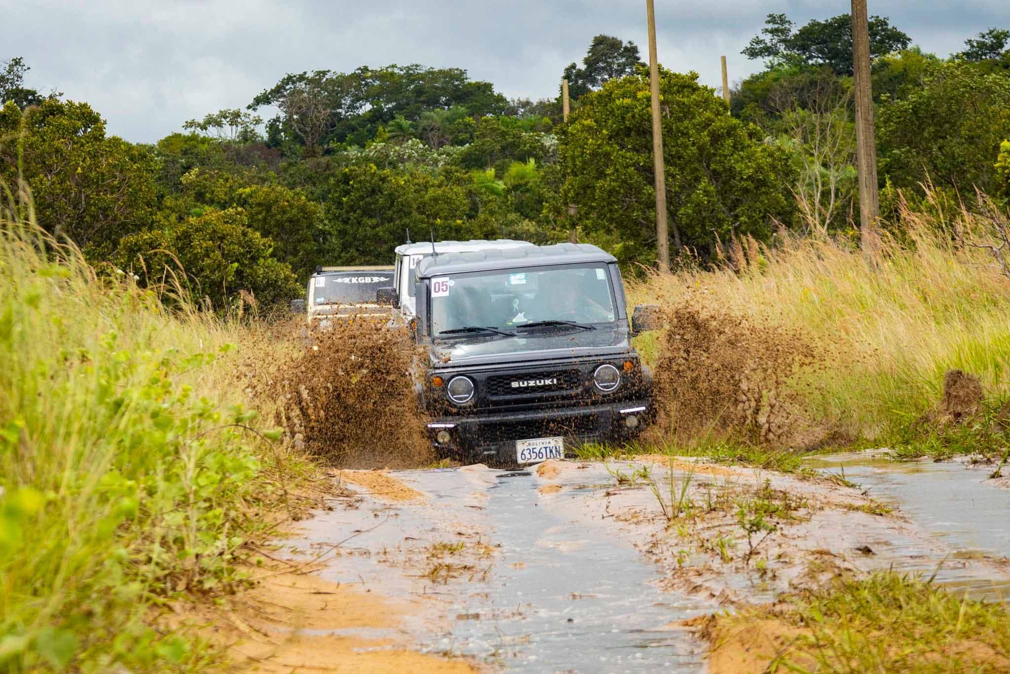 Suzuki y RafCar Motors reúnen por el Día del Padre a familias y amantes del 4x4 en una experiencia off-road denominada “Legado Jimny”