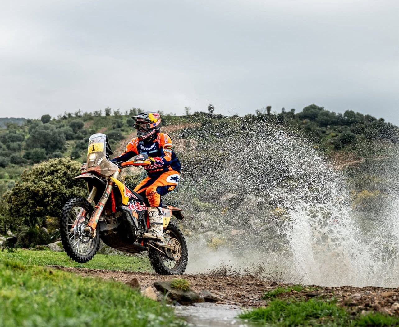 Daniel Sanders brilla en el Rally Raid de Portugal y se lleva la victoria en motos