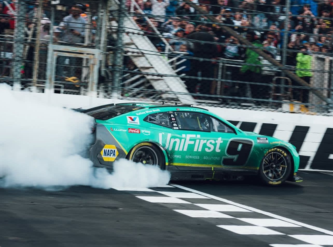 NASCAR: Elliott se queda con la victoria en Martinsville