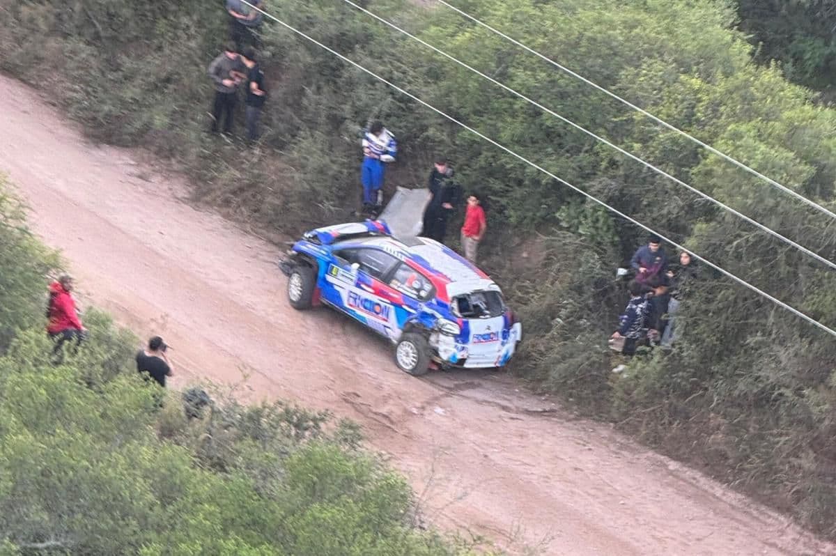 Sebastián Franco abandona la segunda fecha del Sudamericano tras un vuelco