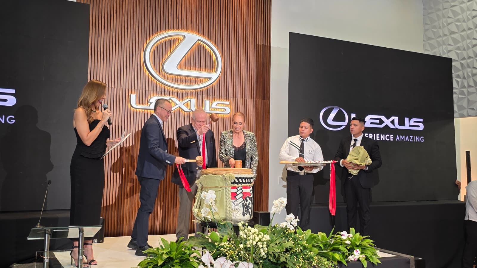 Nuevo showroom de Lexus en Santa Cruz redefine la experiencia de lujo automotriz