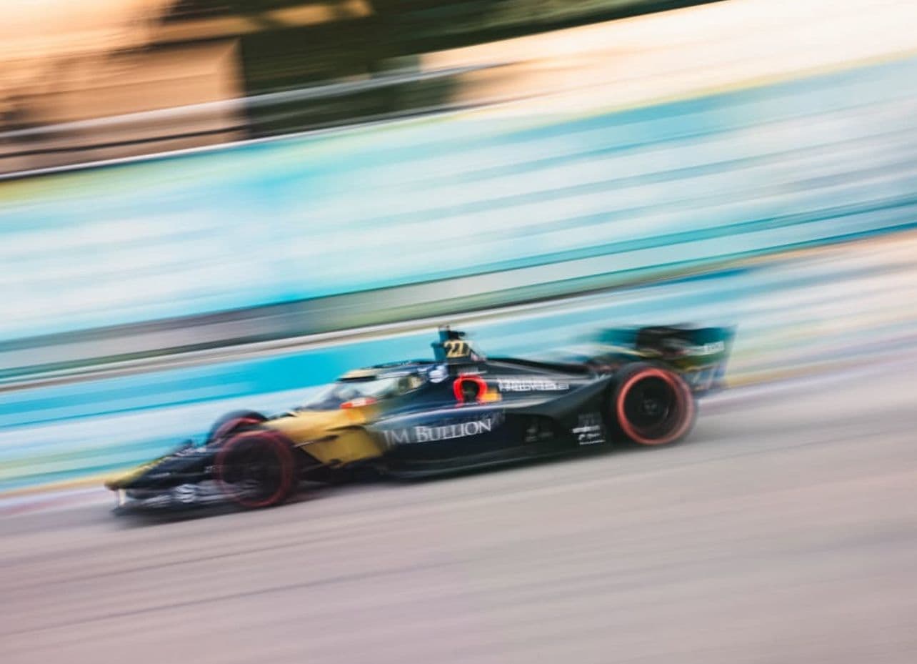 Kirkwood conquista Arlington y se afianza como líder de la IndyCar